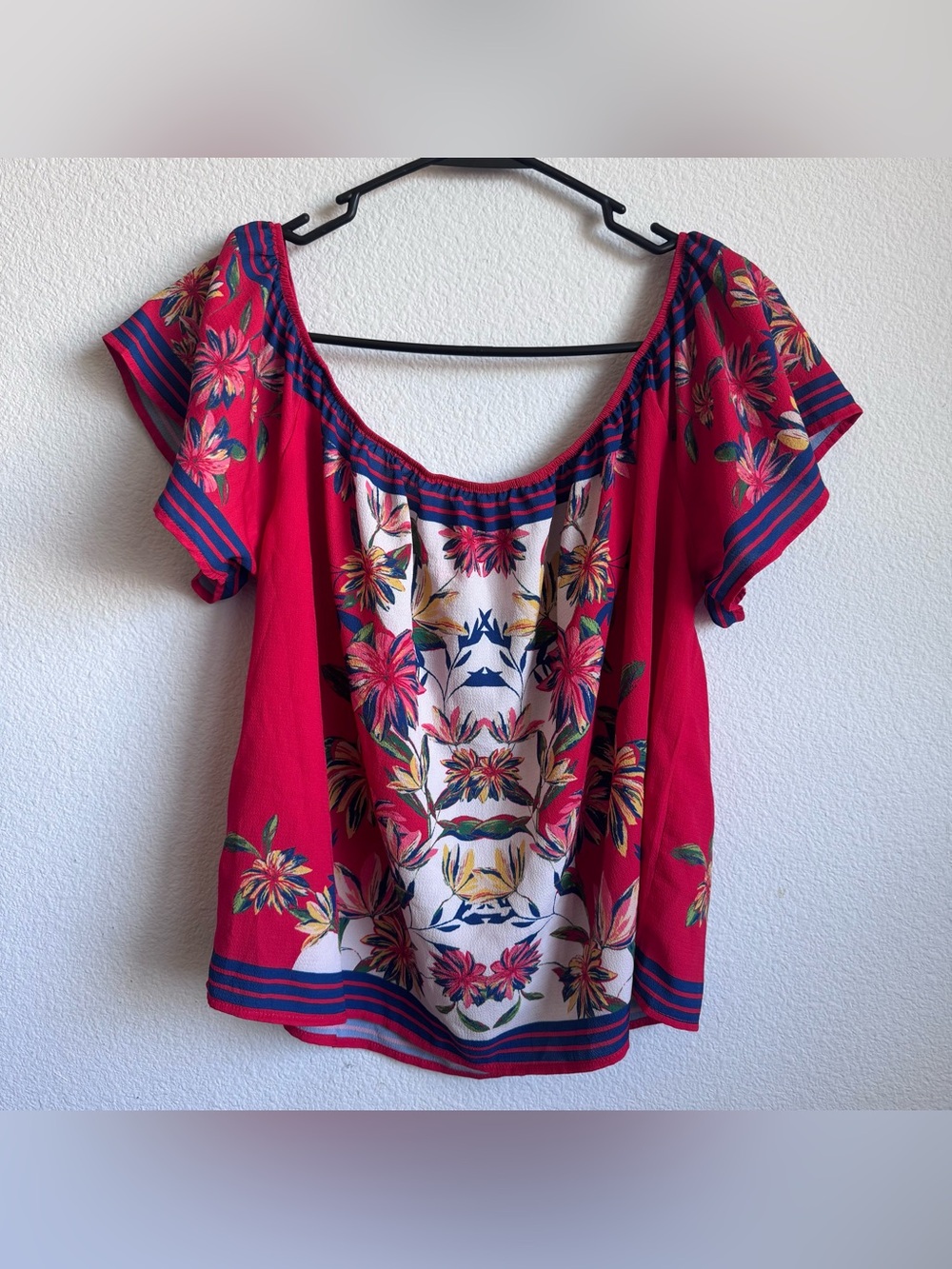 Flying Tomato red floral surplice off shoulder blouse shirt size large